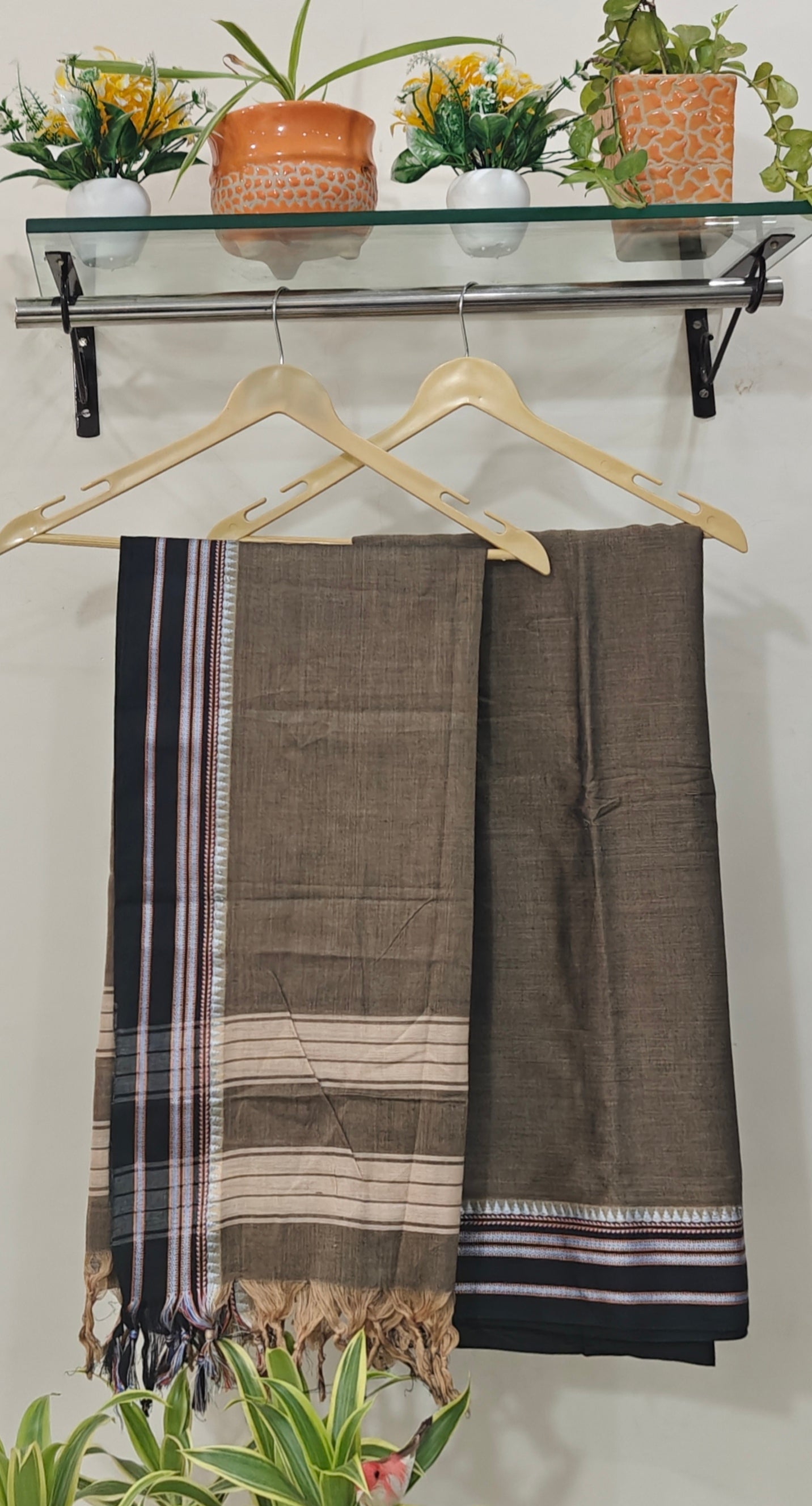 NarayanPit suit