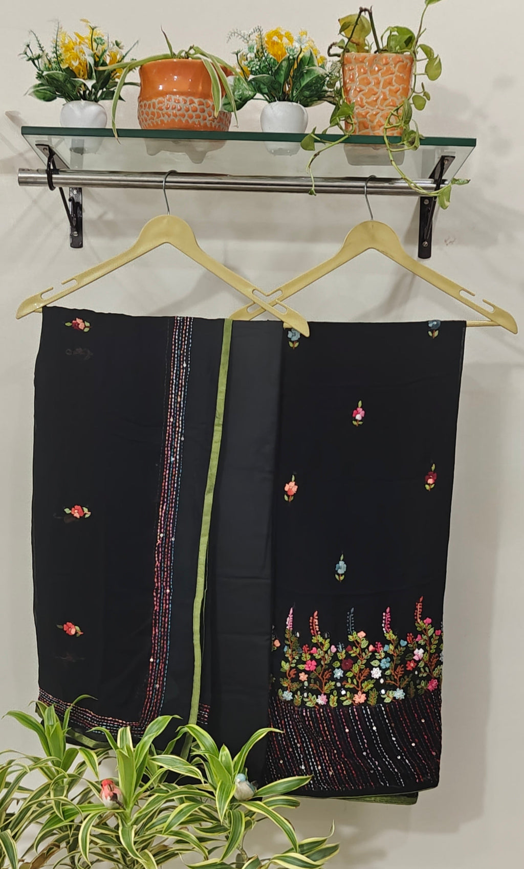 Unstitched suit