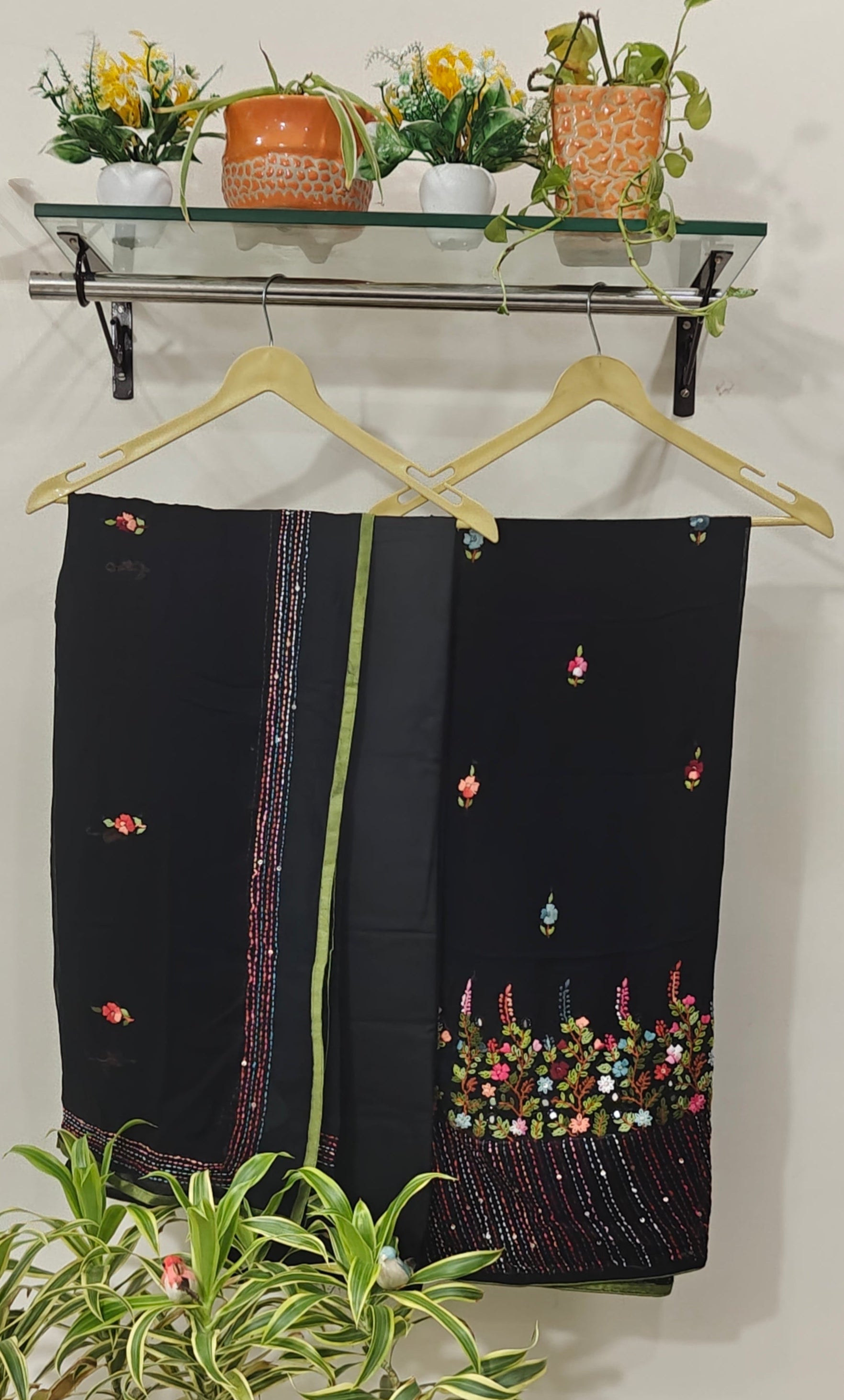 Unstitched suit