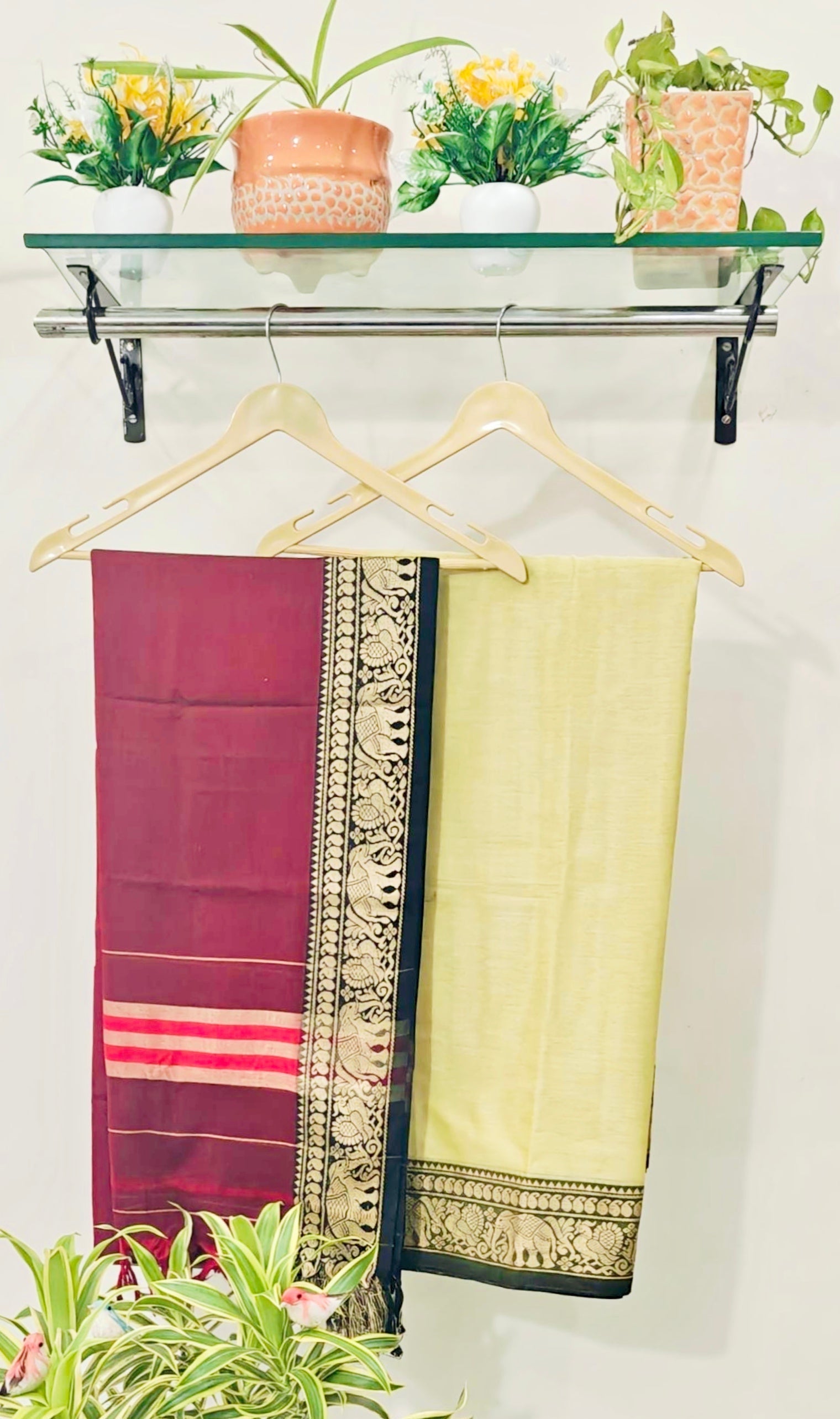Narayan pit suit