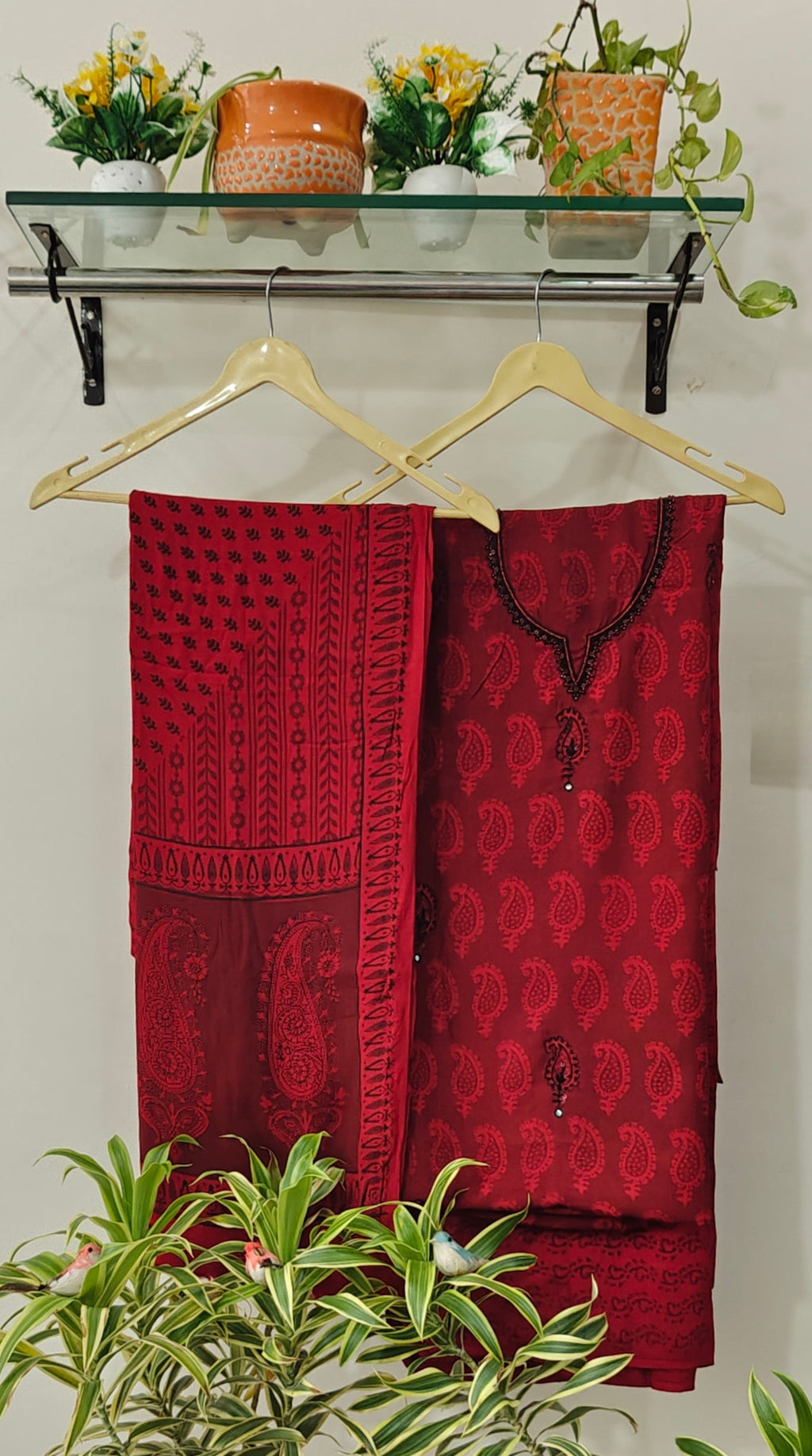 Unstitched suit