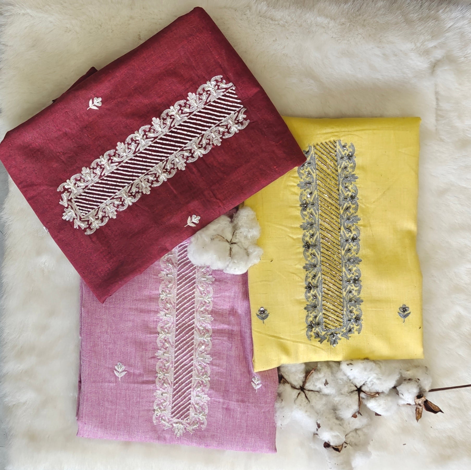 Handloom unstitched suit
