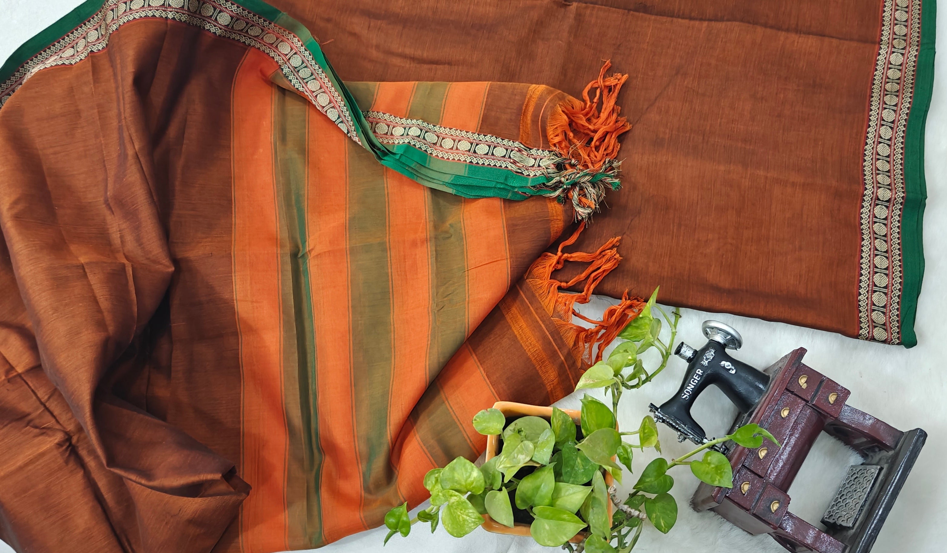 Narayan pit suit