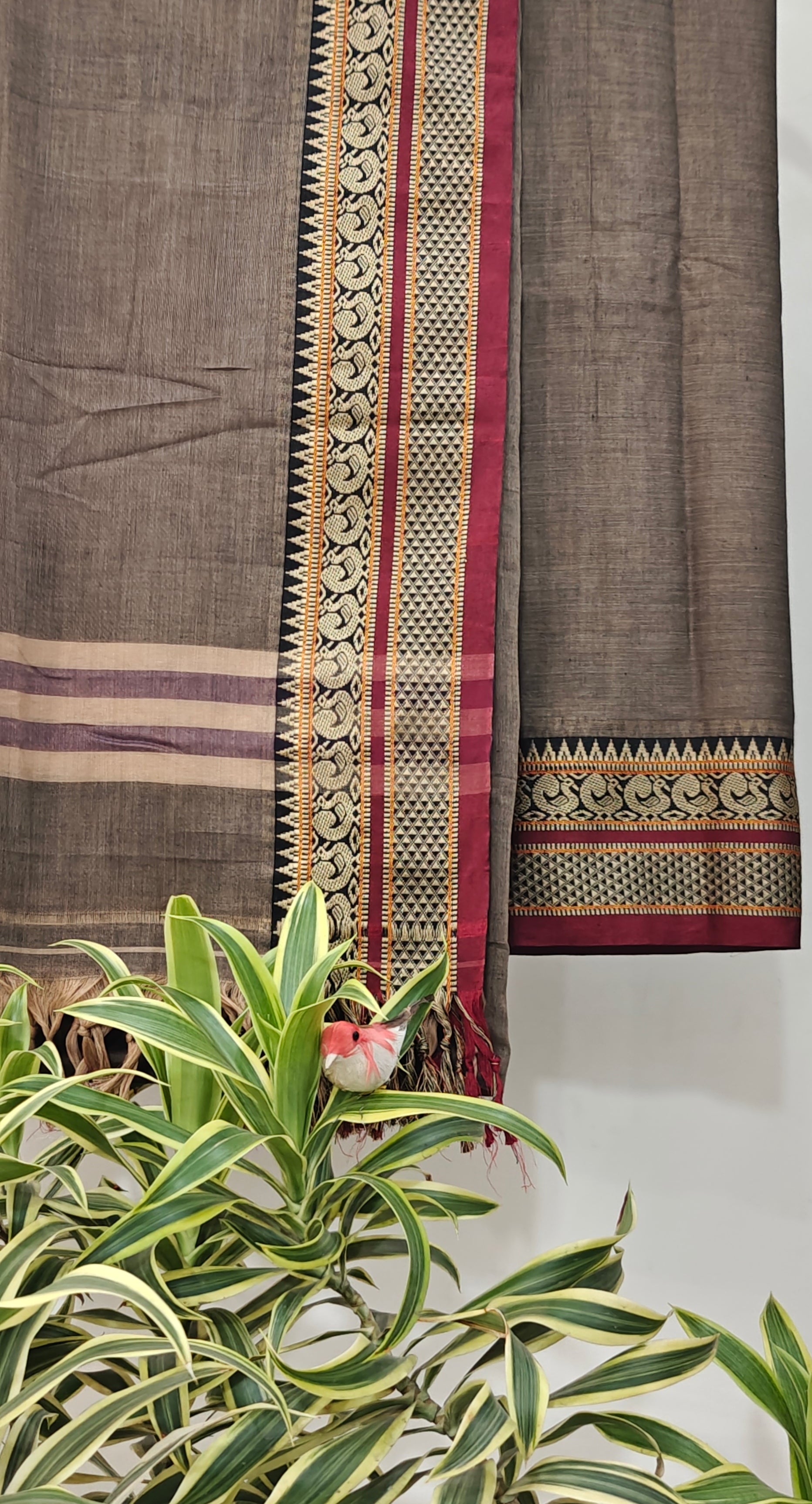 Narayanpit suit