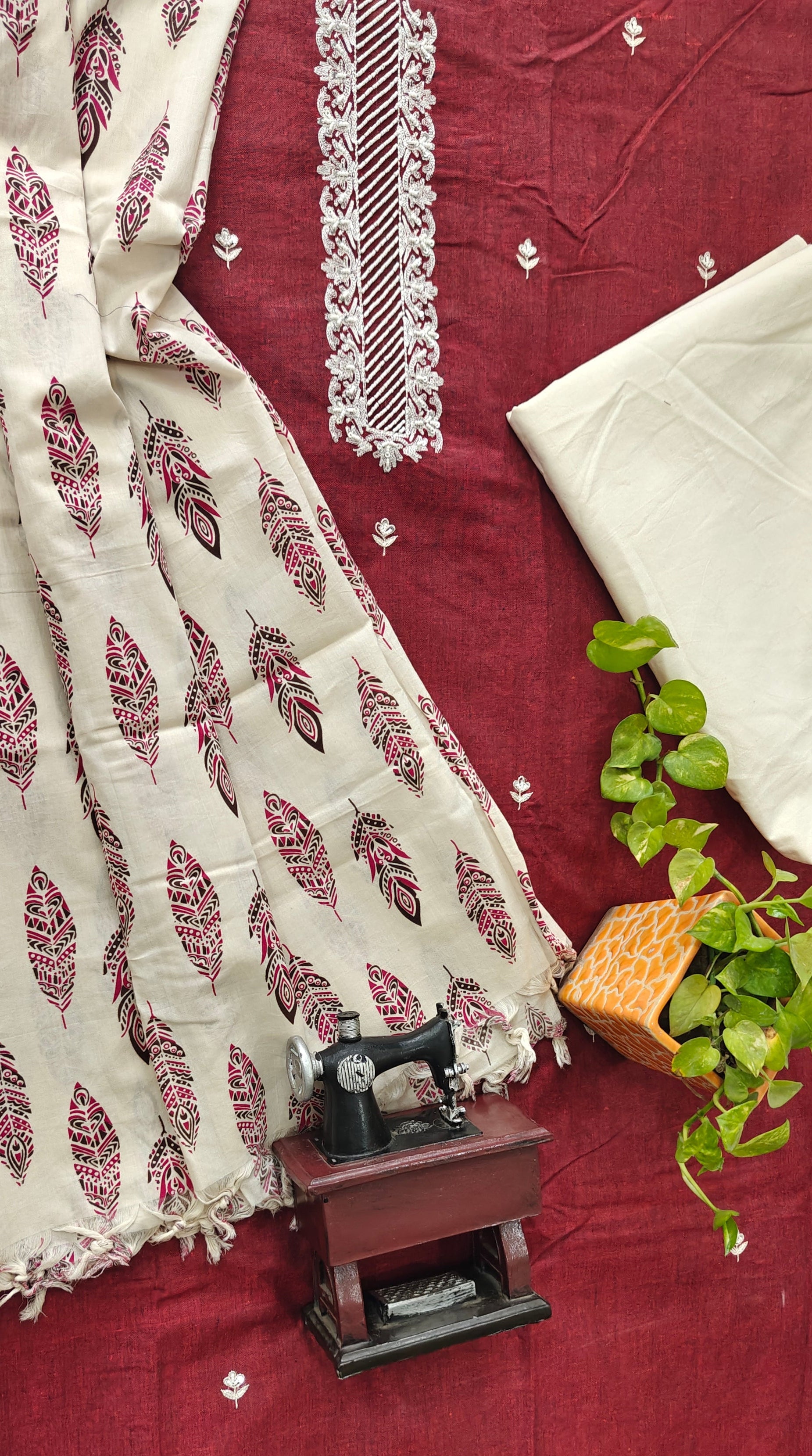 Handloom unstitched suit