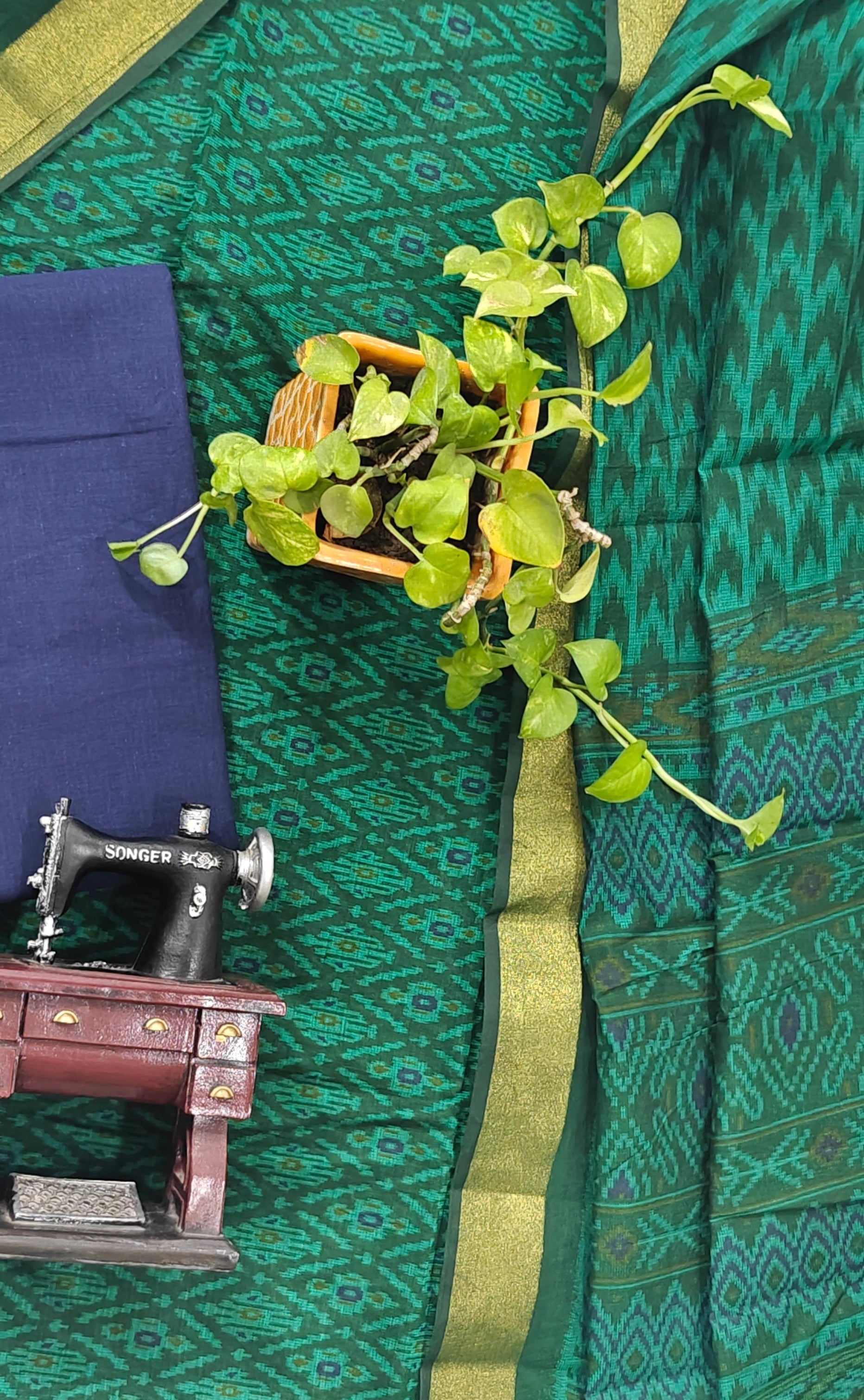 Unstitch suit