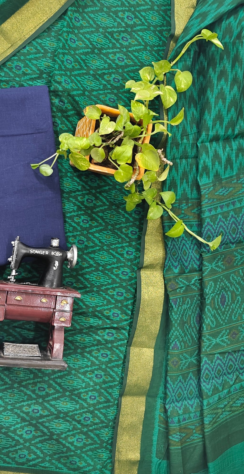 Unstitched suit