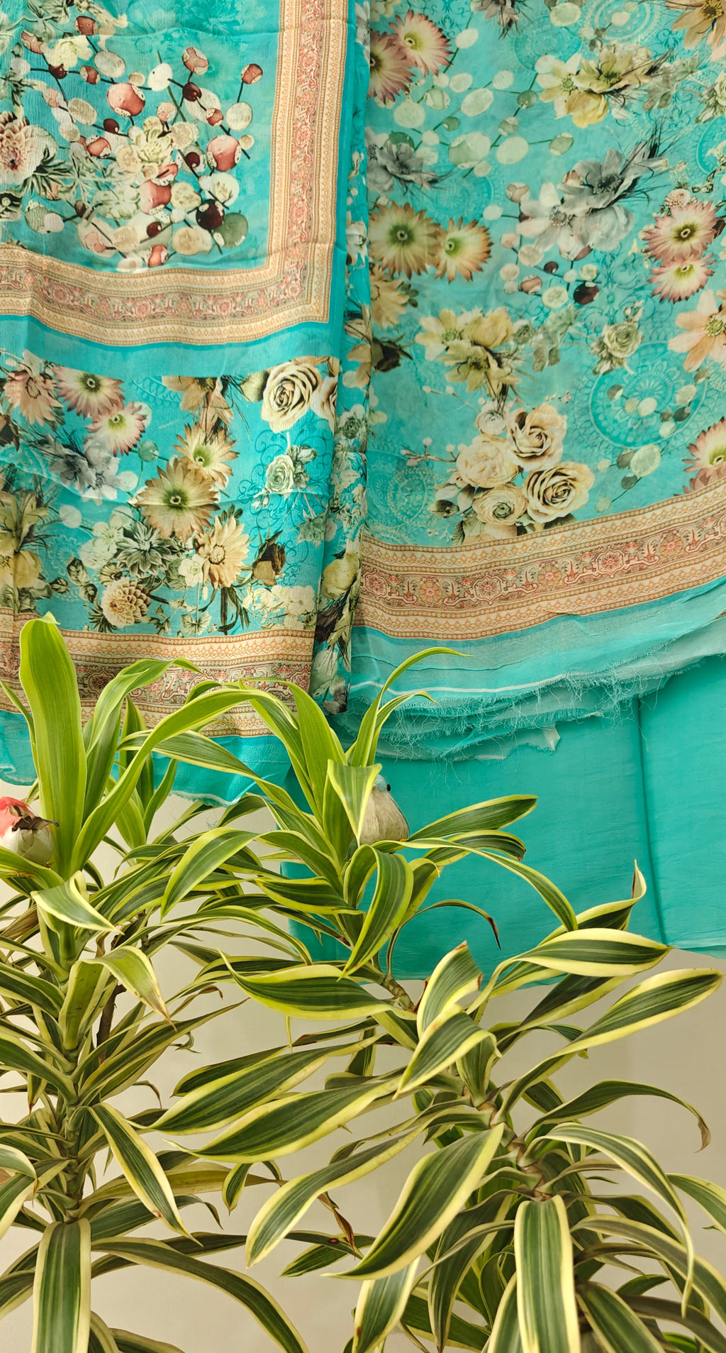 Unstitched suit