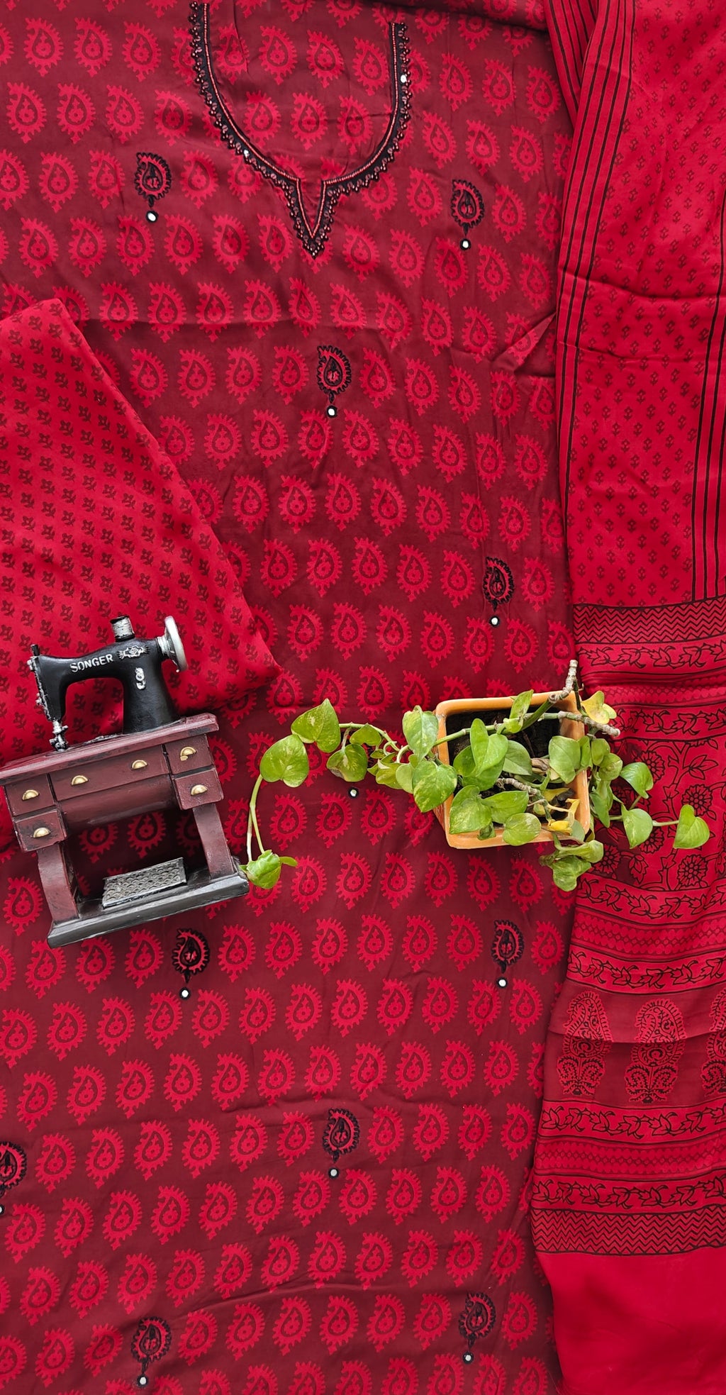 Unstitched suit
