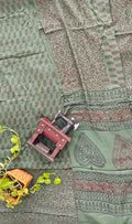 Unstitched suit