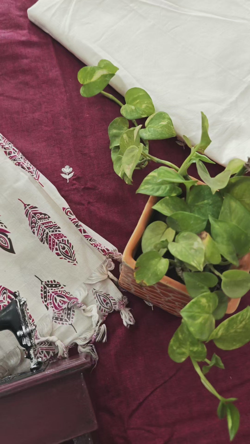 Handloom unstitched suit
