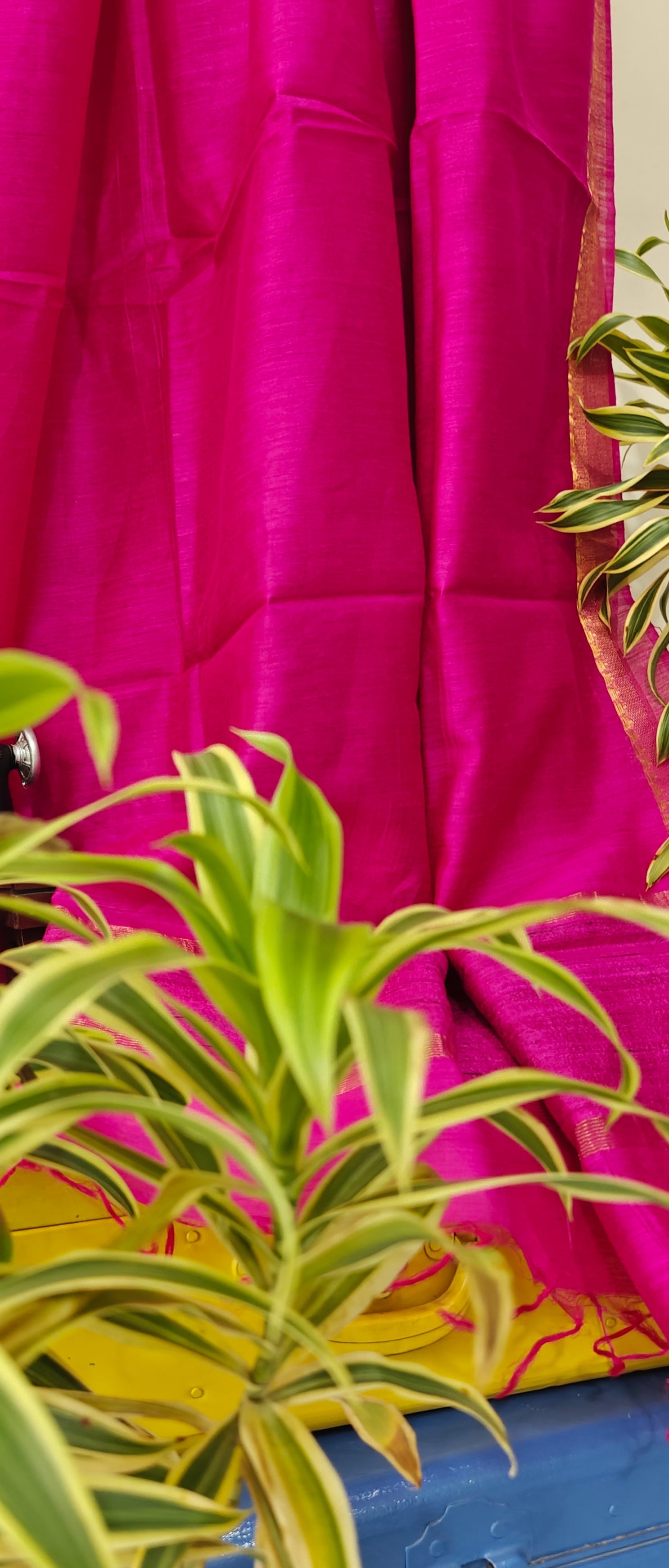 Ranipink handwoven silk saree