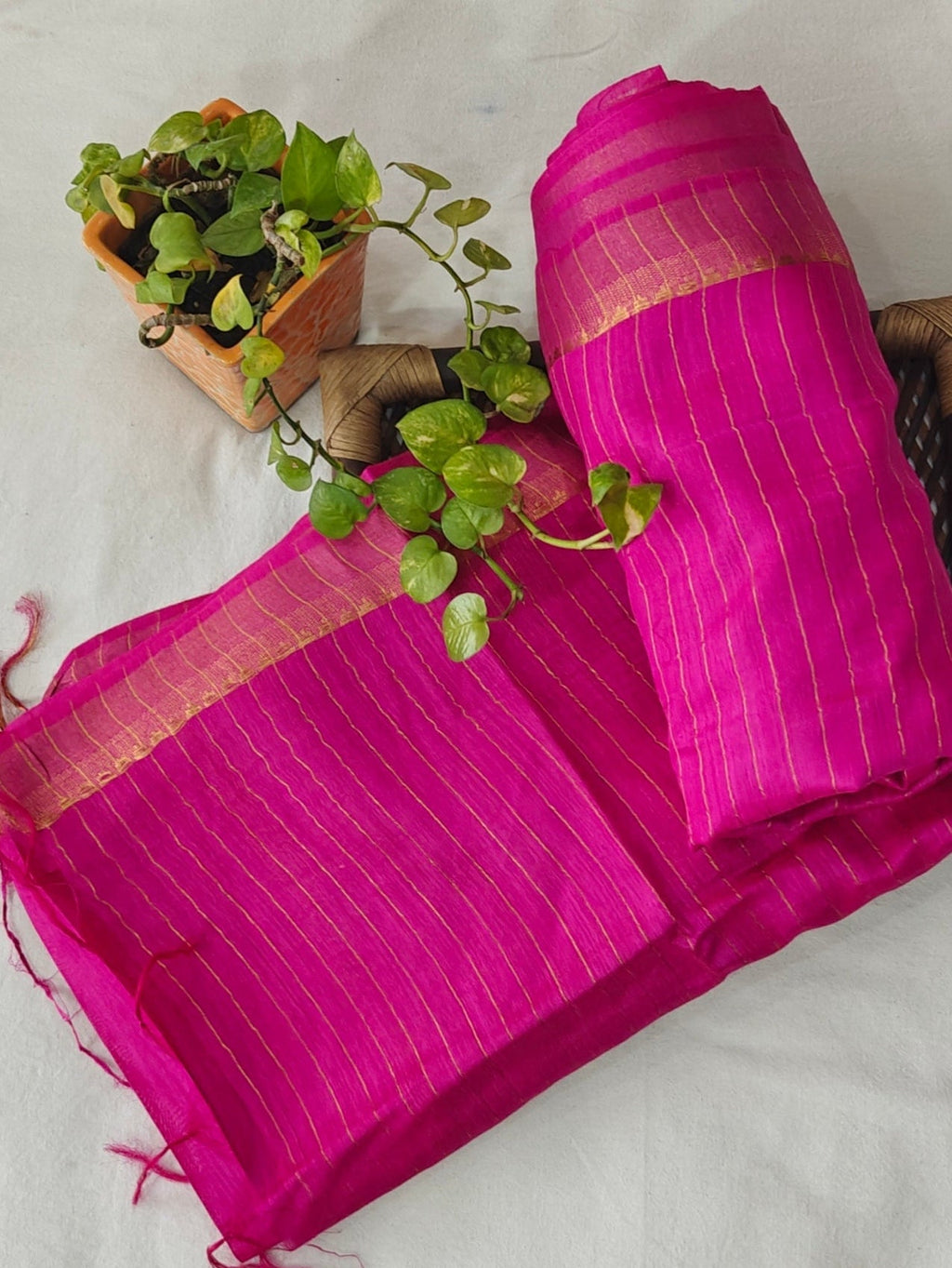 Ranipink handwoven silk saree