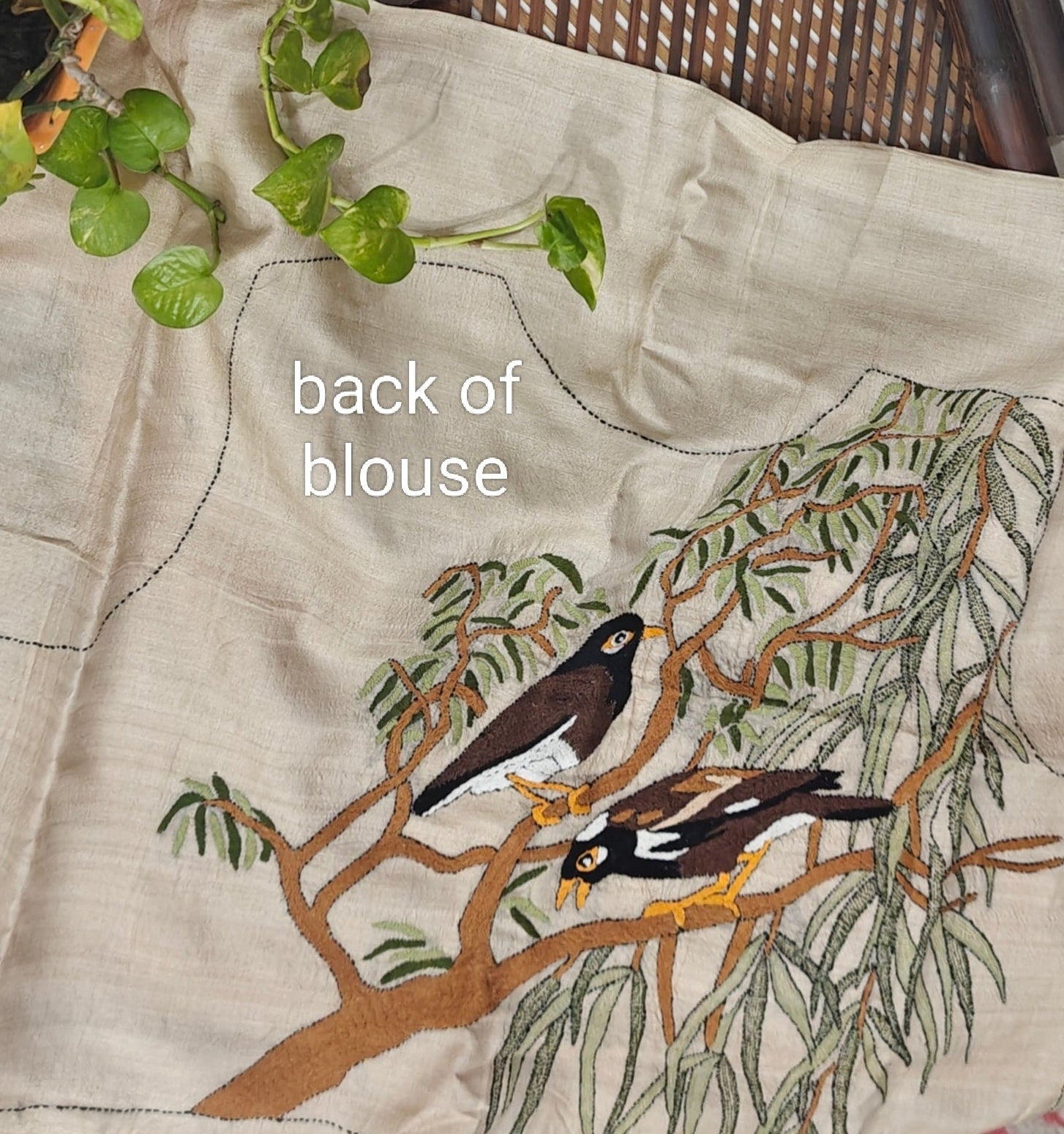 luxurious green dual-tone handloom saree