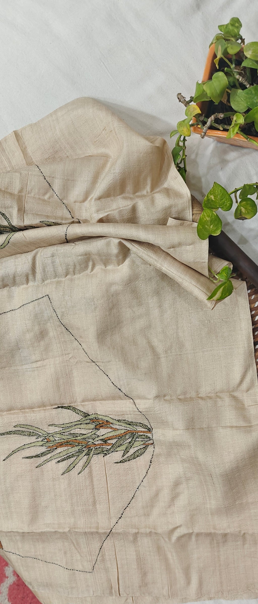 luxurious green dual-tone handloom saree